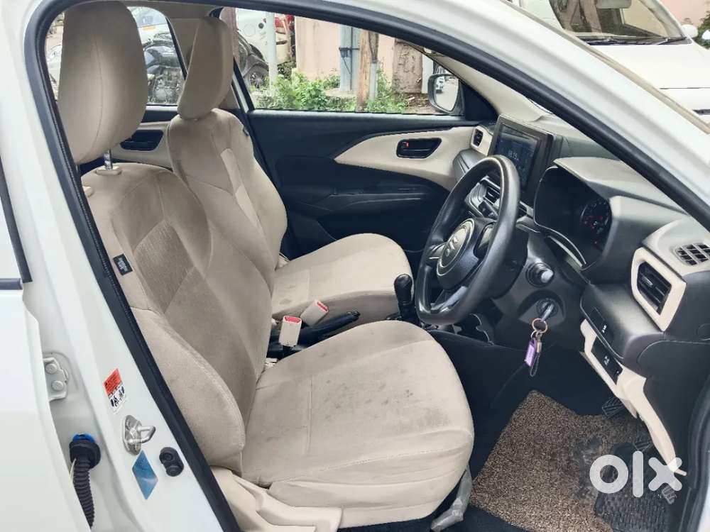 Maruti Suzuki Dzire 1.2 Lxi, 2025, Petrol
