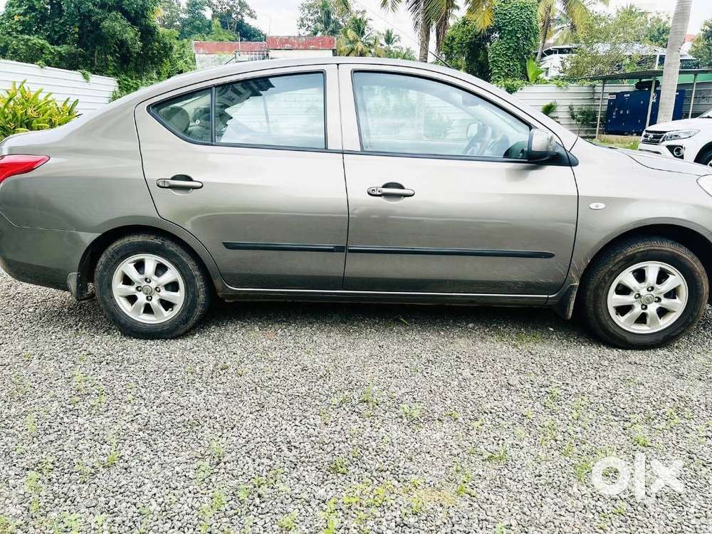 Nissan Sunny Automatic Cvt 2013