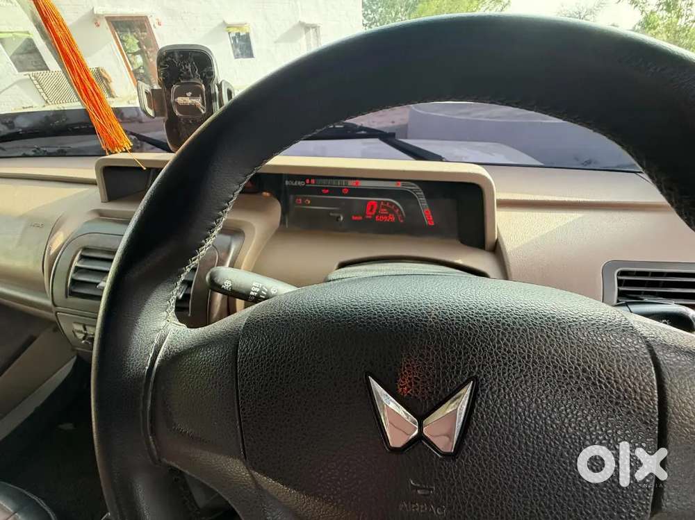 Mahindra Bolero B6