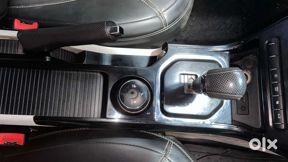 Tata Nexon 1.2 Revotron Xza Plus Premium, 2021, Petrol