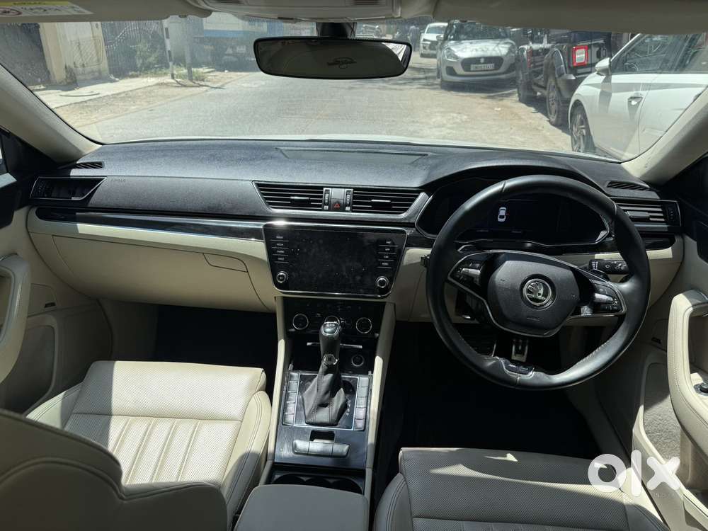 Skoda Superb 2.0 L&k Tsi At, 2021, Petrol