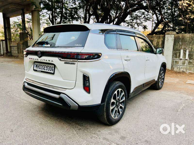 Maruti Suzuki Grand Vitara 1.5 Alpha Plus Intelligent Hybrid Ecvt, 2..