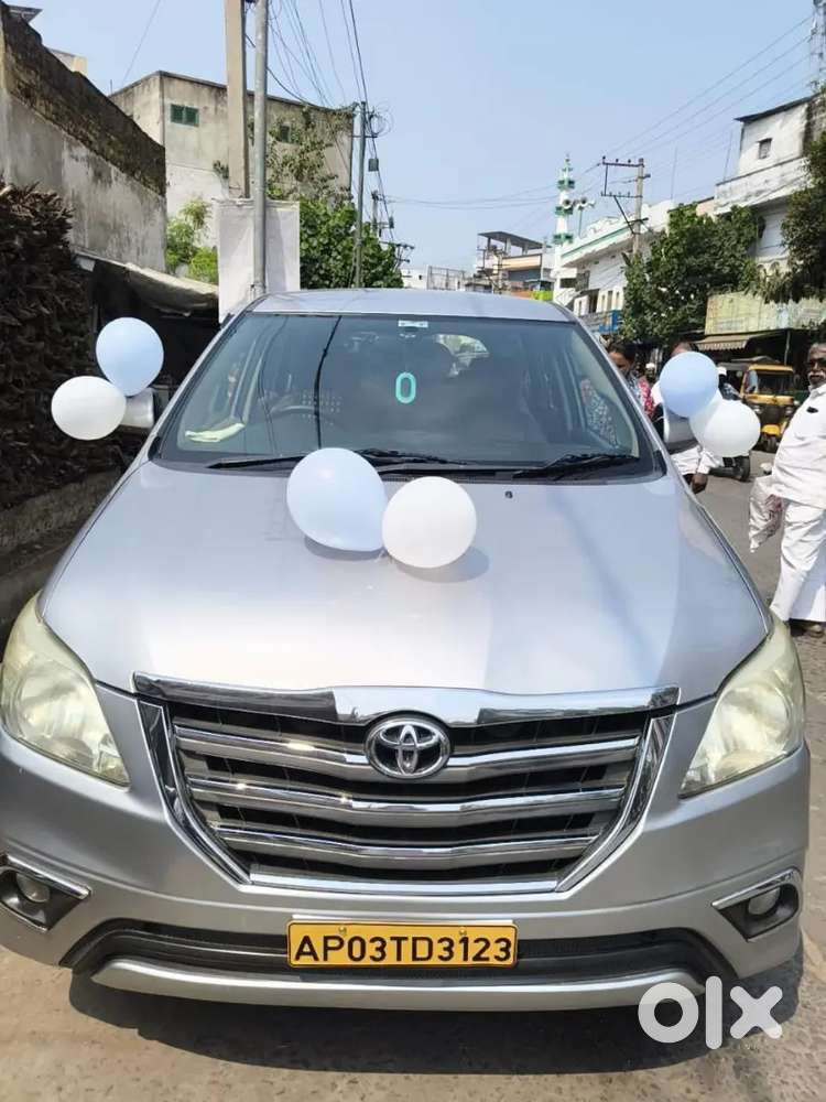 Toyota Innova Diesel 2015 Year
