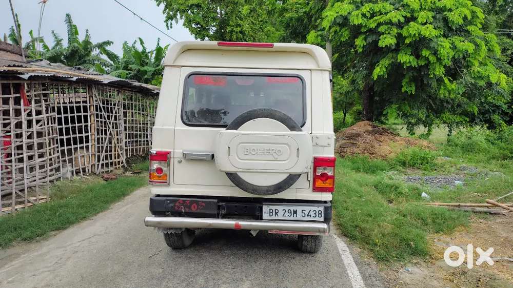 Mahindra Bolero Neo 1.5 2013