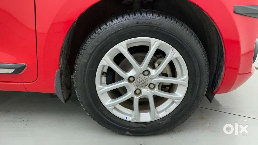 Maruti Suzuki Swift Amt Zxi, 2022, Petrol