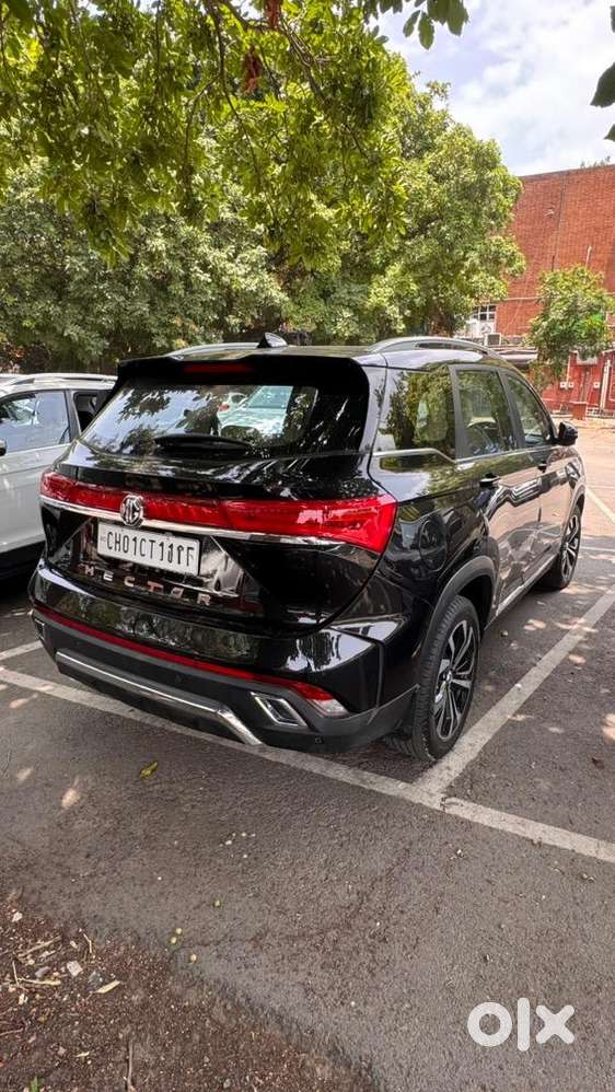 Mg Petrol Automatic 2024 Car