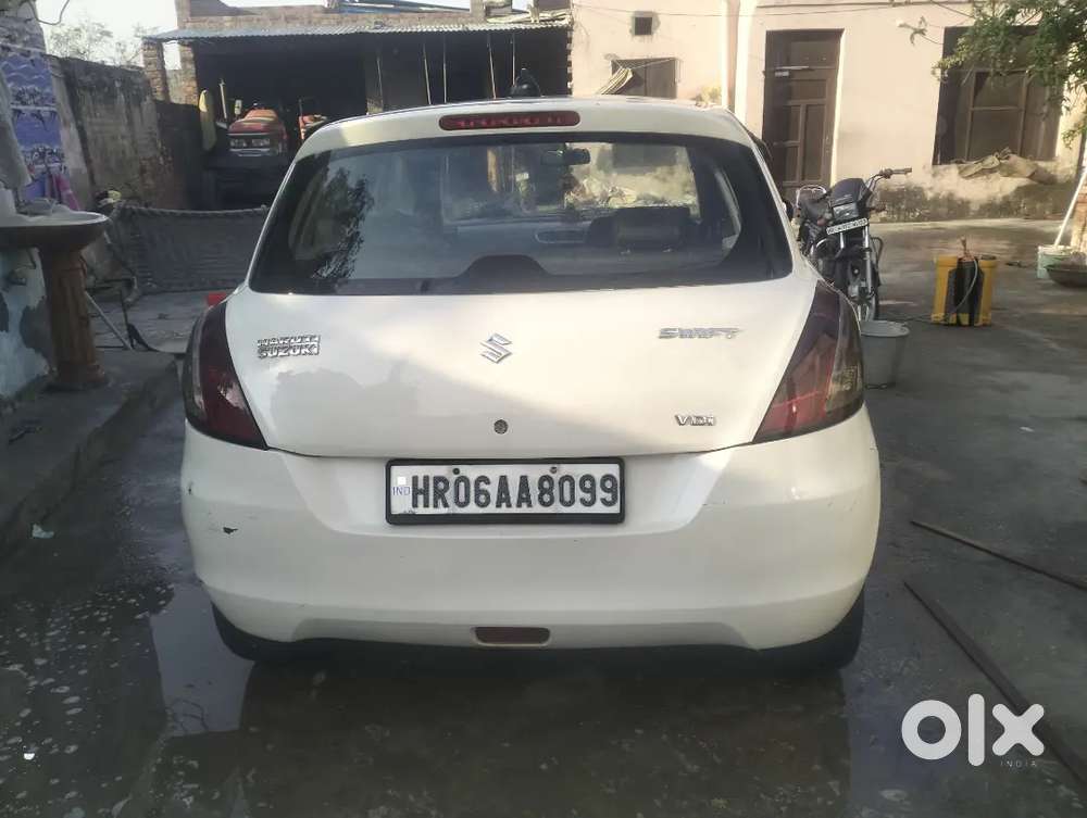 Maruti Suzuki Swift 2013 Diesel 100000 Km Driven