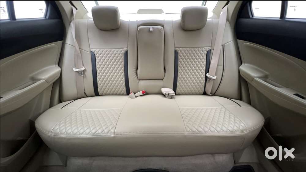 Maruti Suzuki Dzire 1.2 Vxi Amt, 2019, Petrol