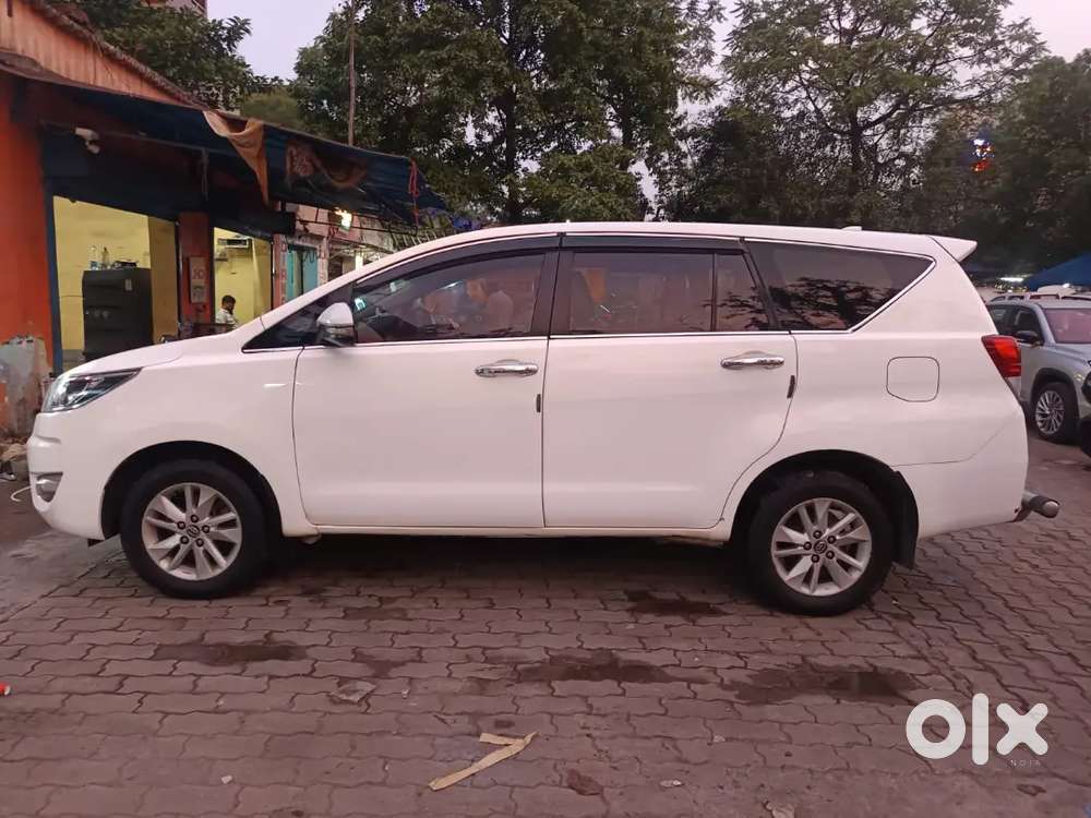 Toyota Innova Crysta 2016 Diesel Manual