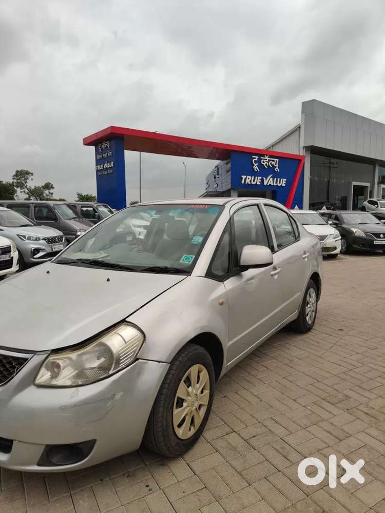 Maruti Suzuki Sx4 Vxi Bsiv, 2013, Petrol
