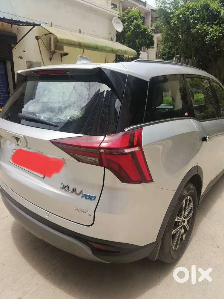 023 Mahindra Xuv700 Ax7l  Feb 2023  25,000 Km  Single Owner  Ncr