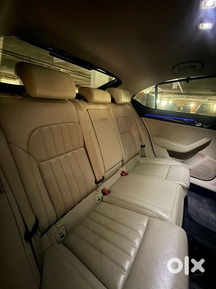 Skoda Superb 2019 Petrol Well Maintained