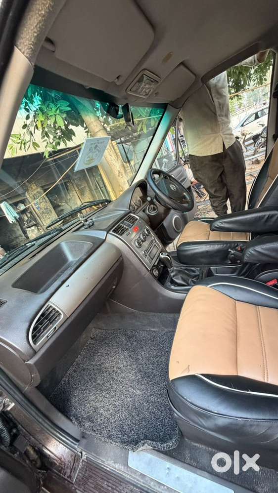 Tata Safari Storme 2015 Diesel Manual Year
