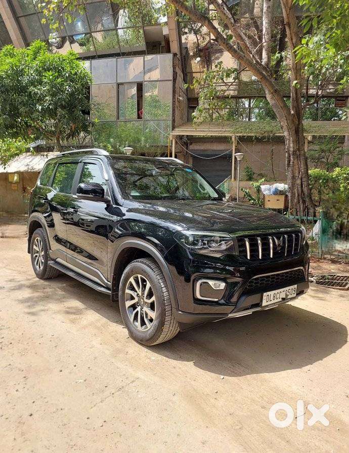 Mahindra Scorpio N Z8 Petrol At 7 Str, 2023, Petrol