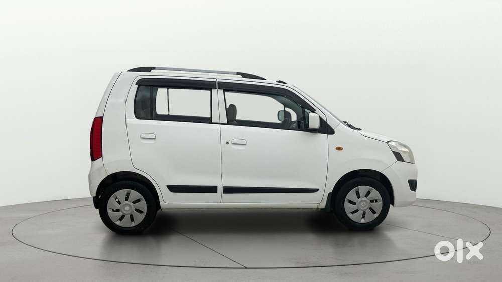 Maruti Suzuki Wagon R 1.0 VXi, 2017, Petrol
