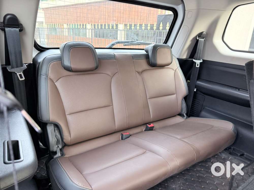 Mahindra Scorpio-n 2.0 Z8 Petrol Mt 7 Str, 2024, Petrol