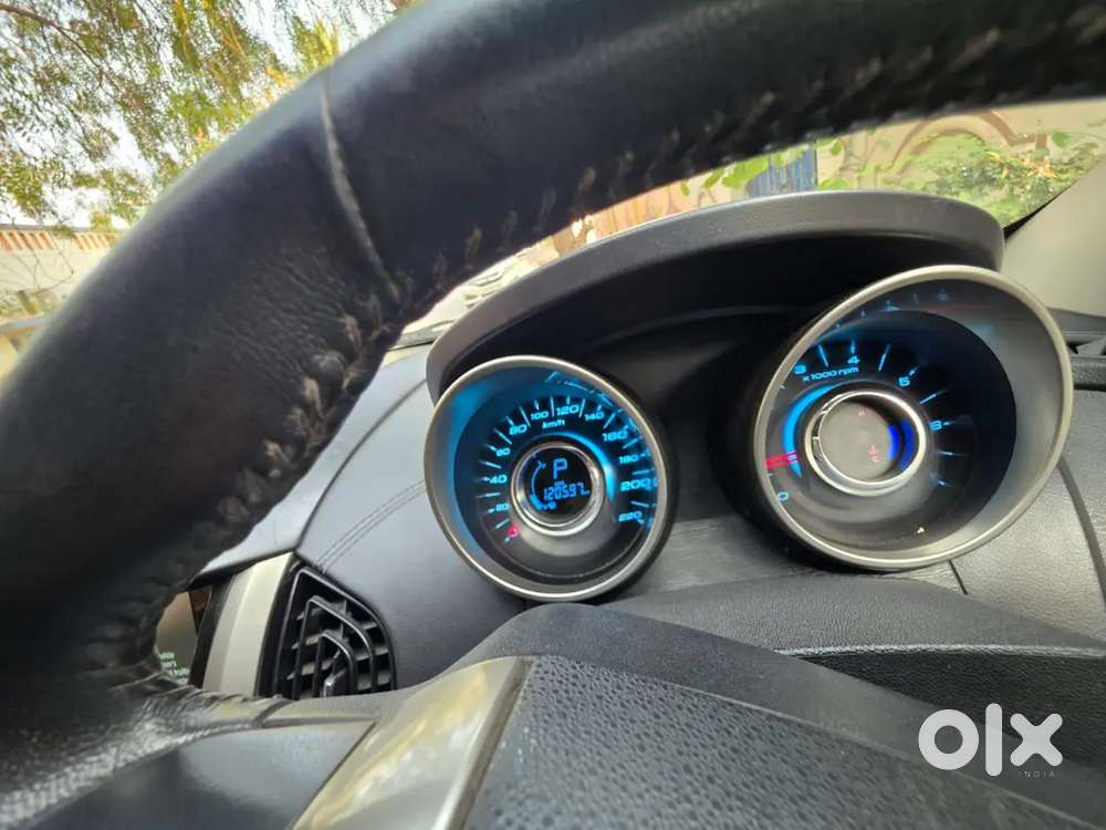 Mahindra Xuv500 2.2 W11 2018