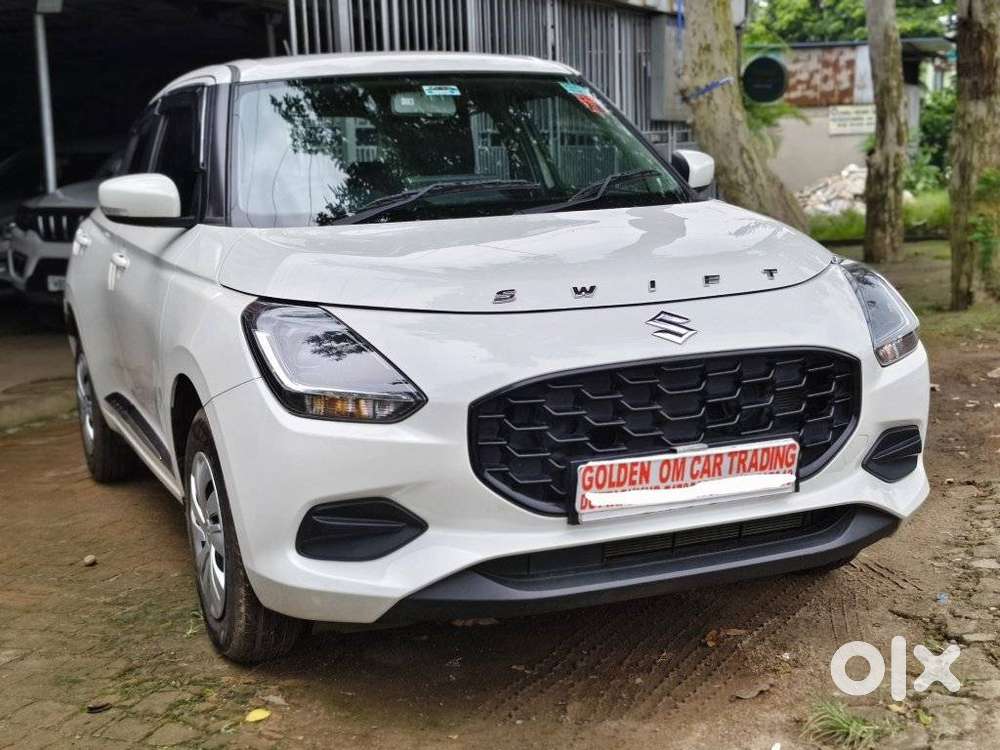 Maruti Suzuki Swift Vxi + Manual, 2025, Petrol