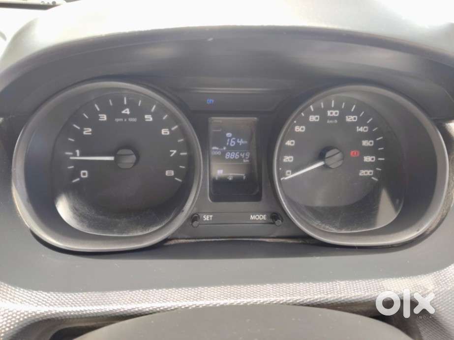 Tata Tiago 1.2 Revotron Xe Option, 2017, Petrol