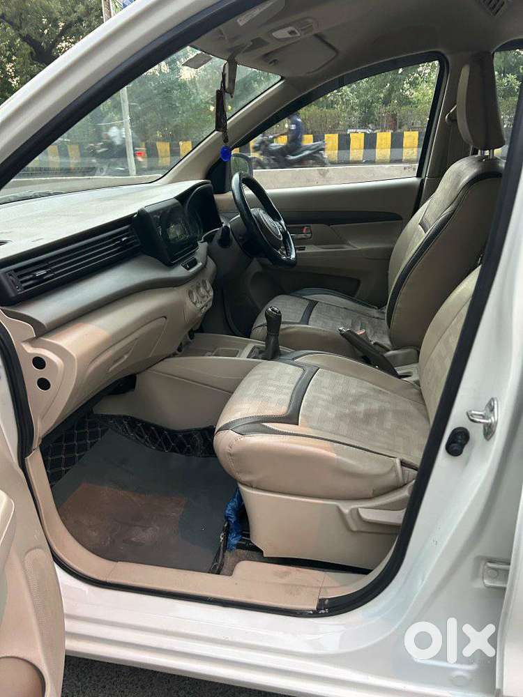 Maruti Suzuki Ertiga 2022-2023 Vxi Cng, 2022, Cng & Hybrids