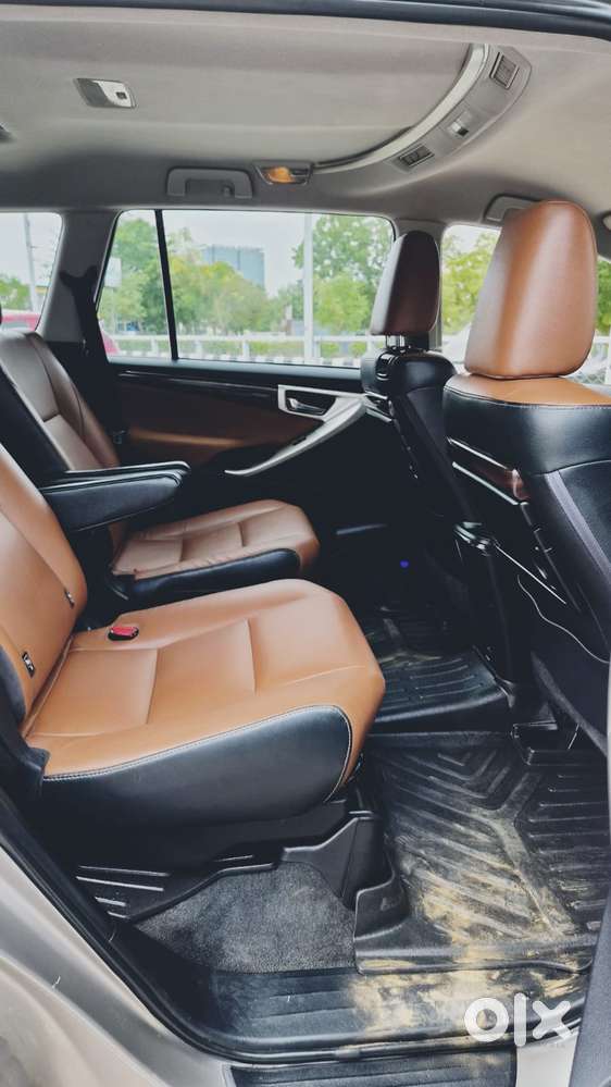 Toyota Innova Crysta 2.8 Zx At, 2017, Diesel