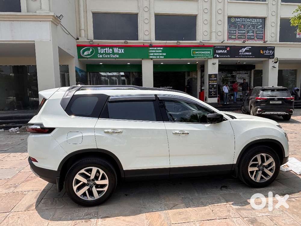 Tata Safari Top Model Very Less Driven