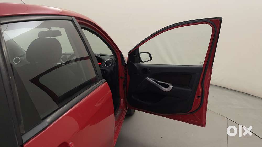 Ford Figo 2010-2012 Petrol Zxi, 2011, Petrol