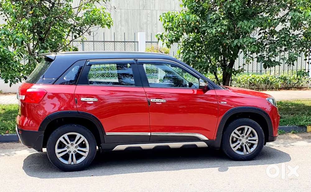 Maruti Suzuki Brezza Zdi 2017 Showroom  Service