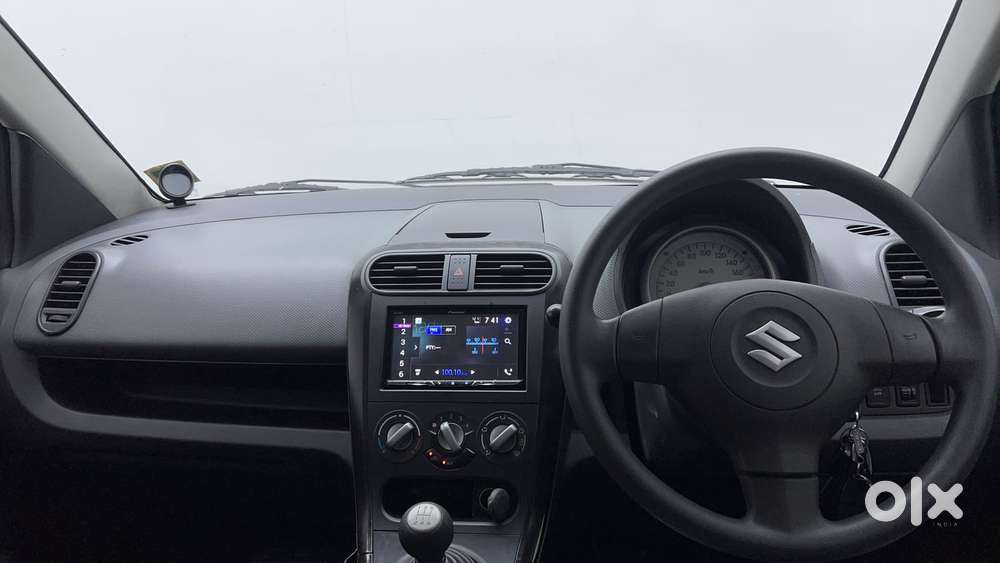 Maruti Suzuki Ritz Lxi, 2014, Petrol