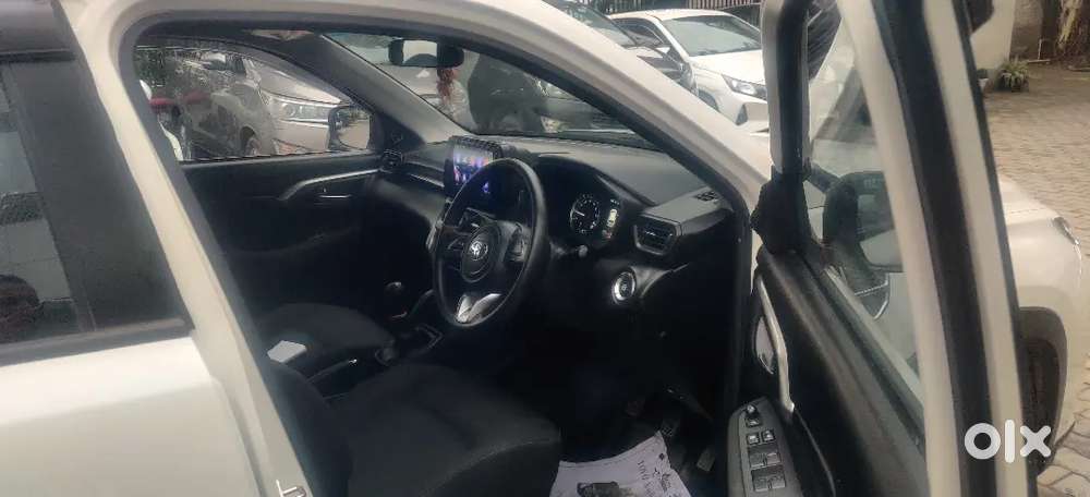 Toyota Urban Cruiser 2024 Manual 1.5e