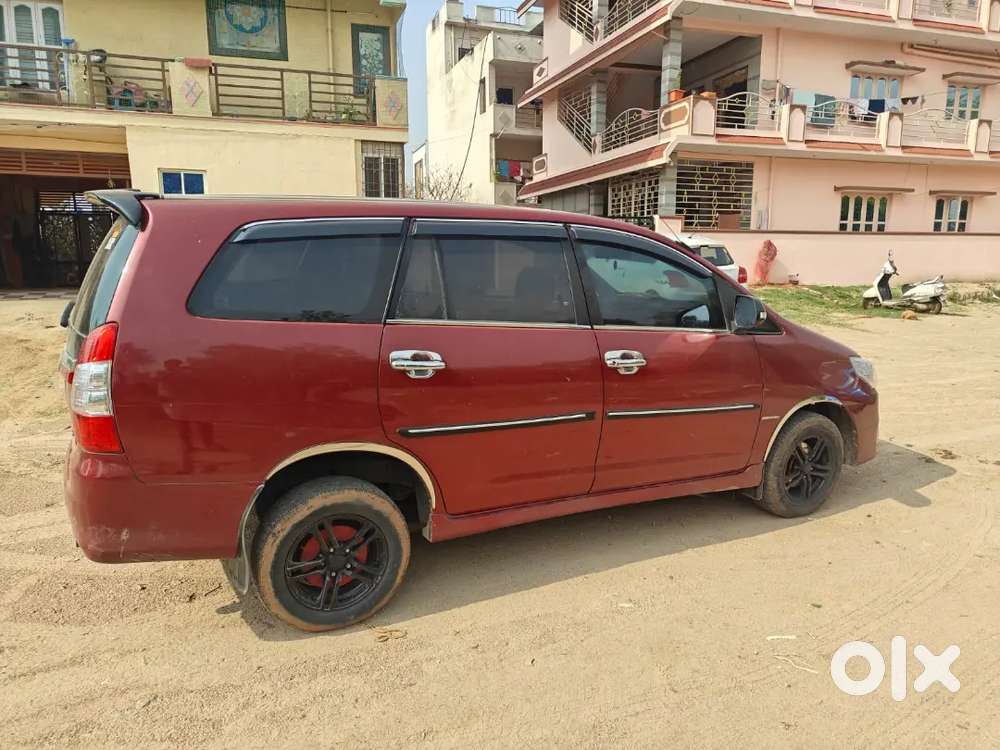 Toyota Innova 2006 Diesel 199100 Km Driven