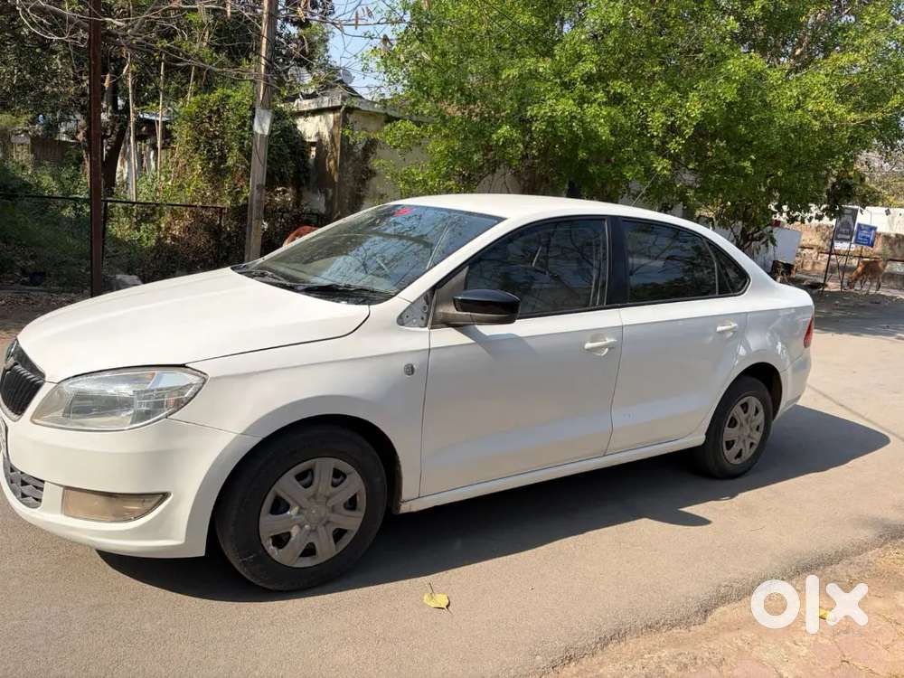 Skoda Rapid 2014 Diesel 85000 Km Driven