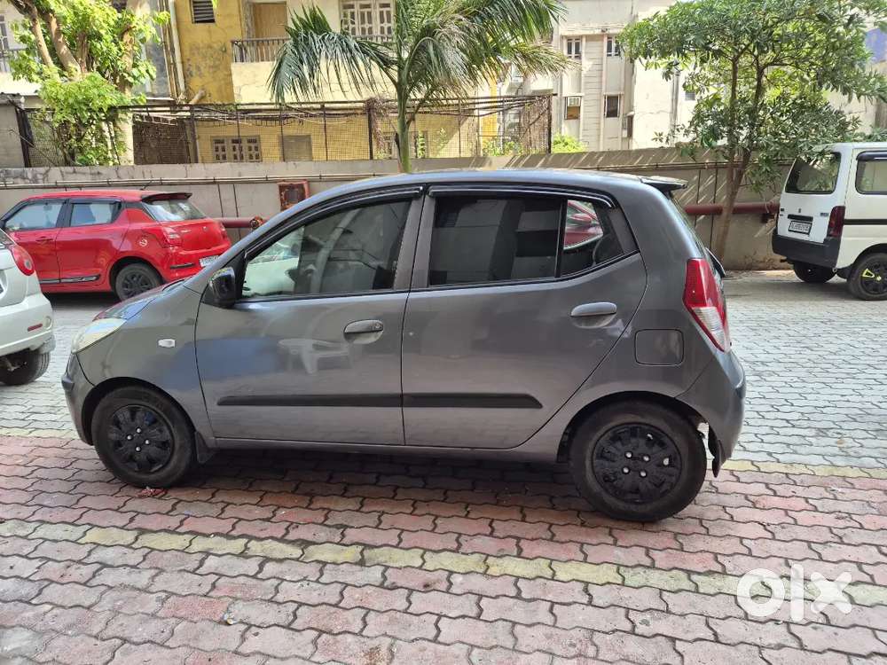 I10 Petrol 1.2 Gray
