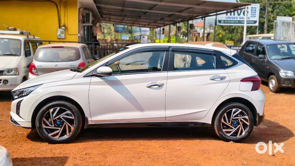 Hyundai I20 Asta (o) 1.2 Mt Top Model Petrol 2024