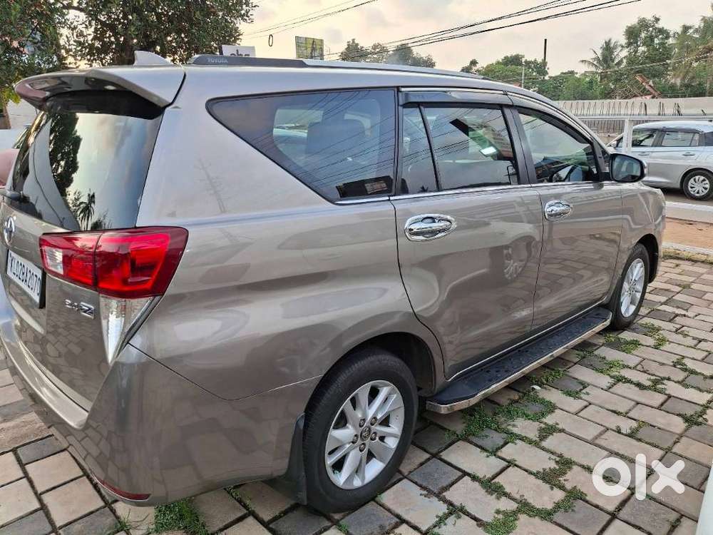 Toyota Innova Crysta 2.4 Z 7 Str, 2017