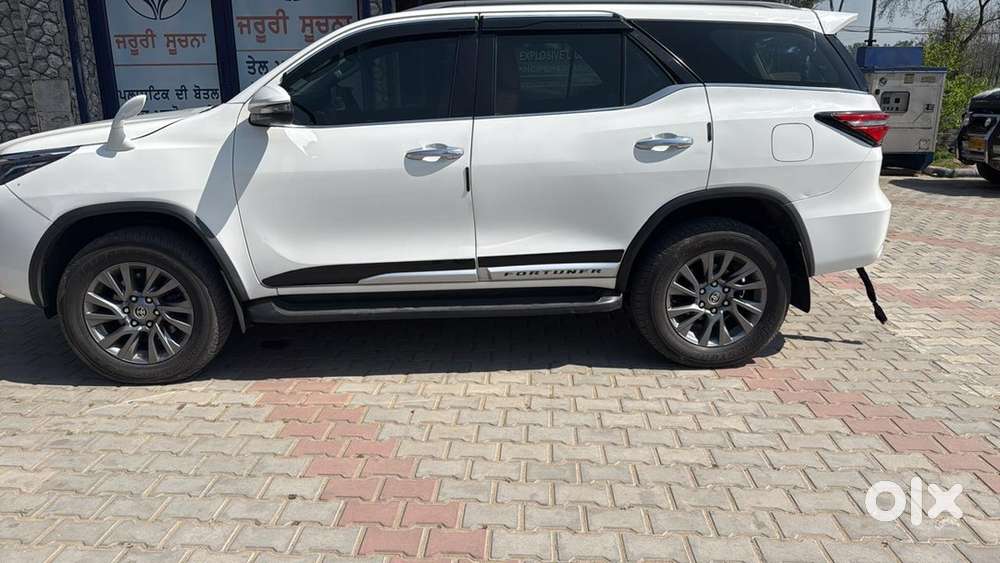 Toyota Fortuner 4x4 Diesel 2023