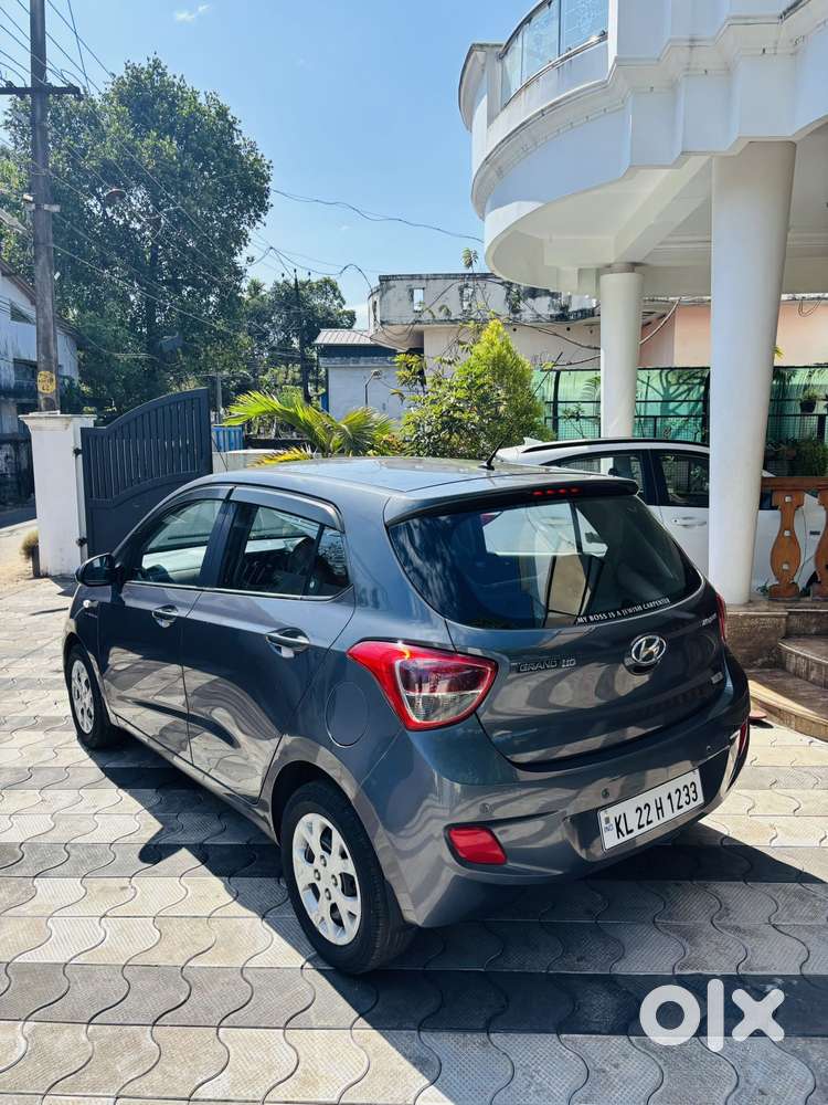 Hyundai Grand I10 Magna Blue Drive, 2015, Petrol