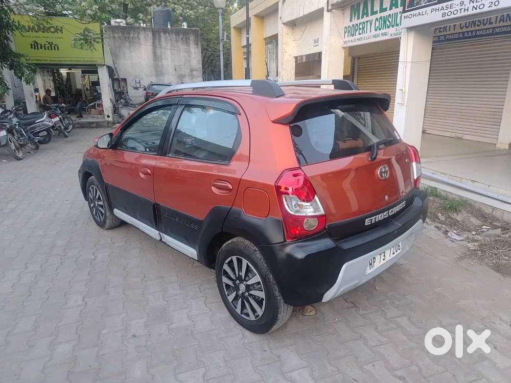 Toyota Etios Cross, 2015, Petrol
