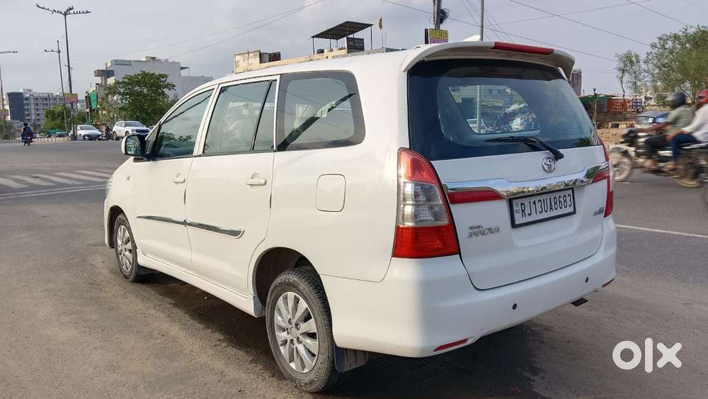 Toyota Innova 2.5 G (diesel) 8 Seater, 2013, Diesel