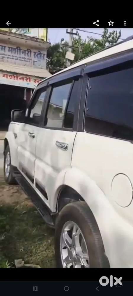 Mahindra Scorpio S10 Diesel 17