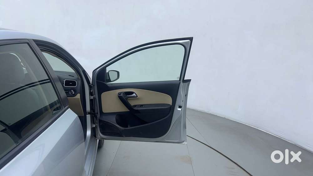 Volkswagen Ameo 1.2 Mpi Highline 16 Alloy, 2017, Petrol