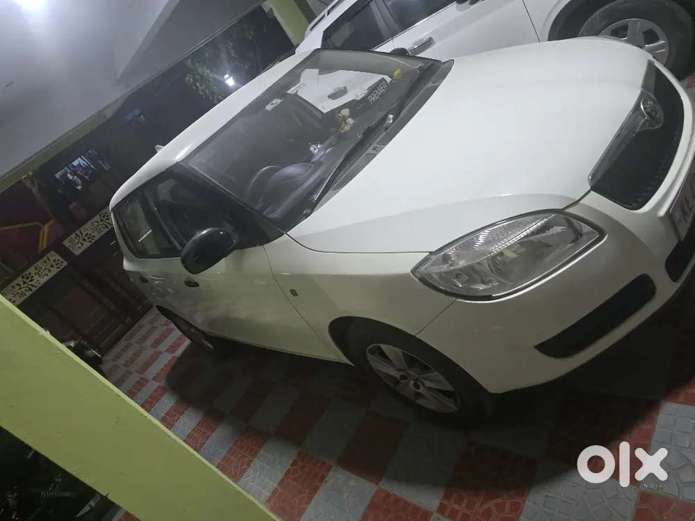 Skoda Fabia 2010 Petrol 42000 Km Driven