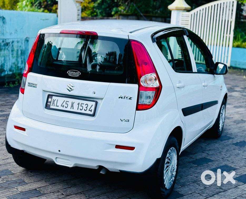 Maruti Suzuki Ritz Lxi, 2013, Petrol
