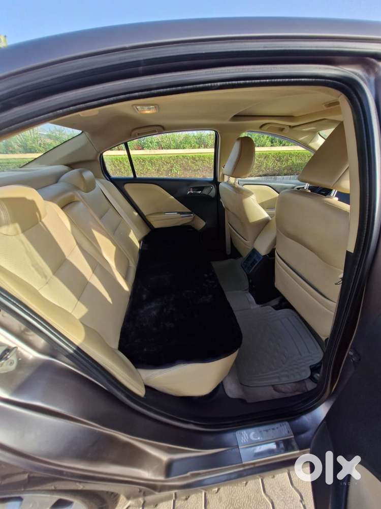 Honda City V At, 2015, Petrol