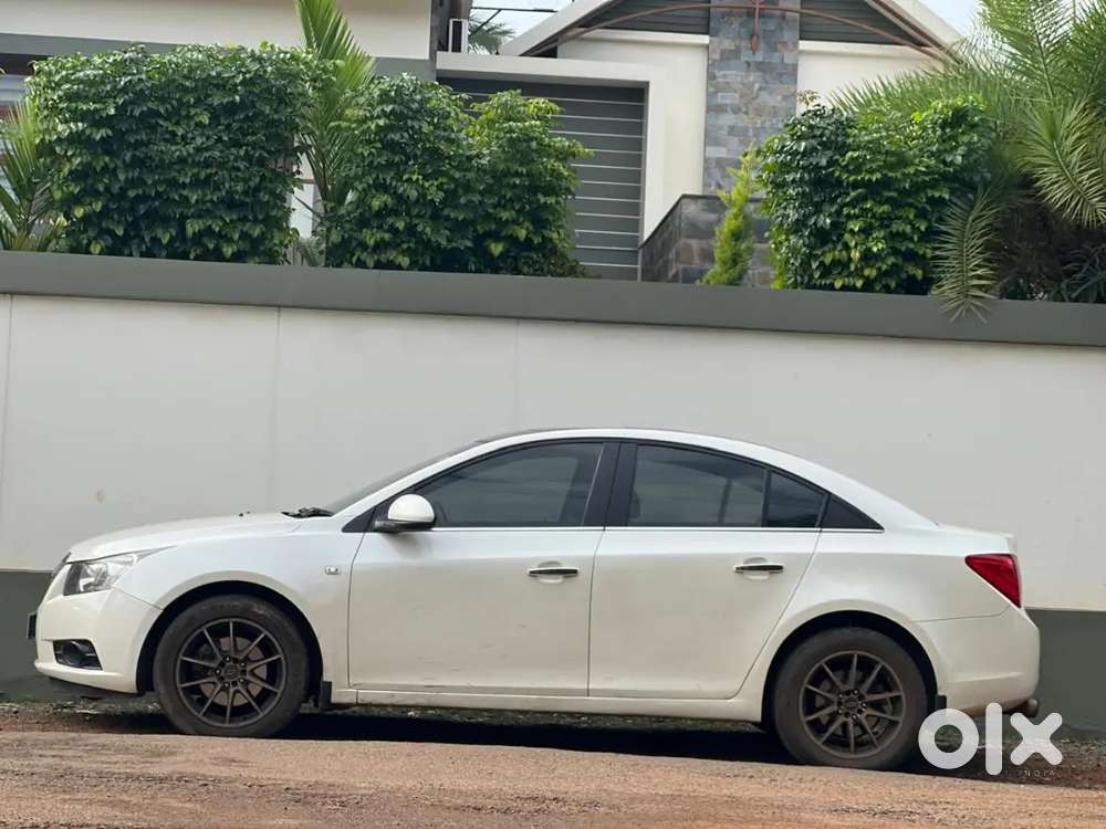 Chevrolet Cruze 2010 Diesel Well Maintained