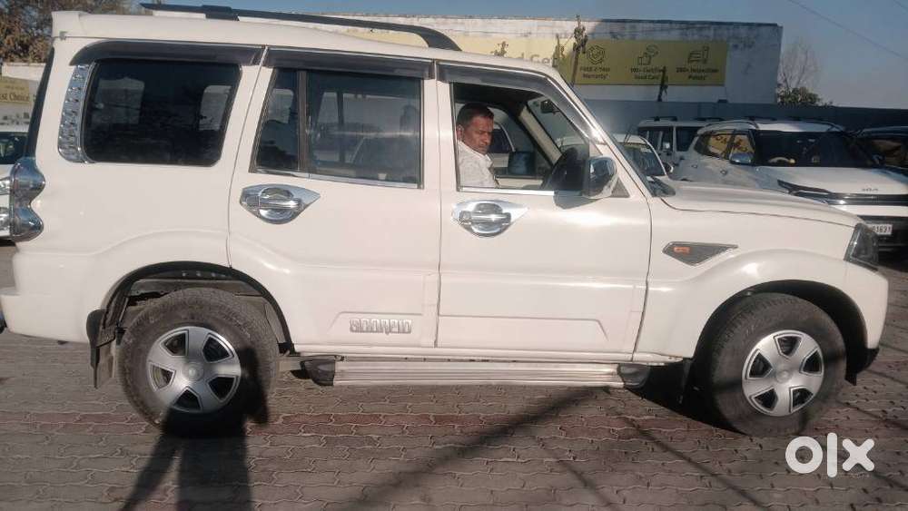 Mahindra Scorpio S2, 2016