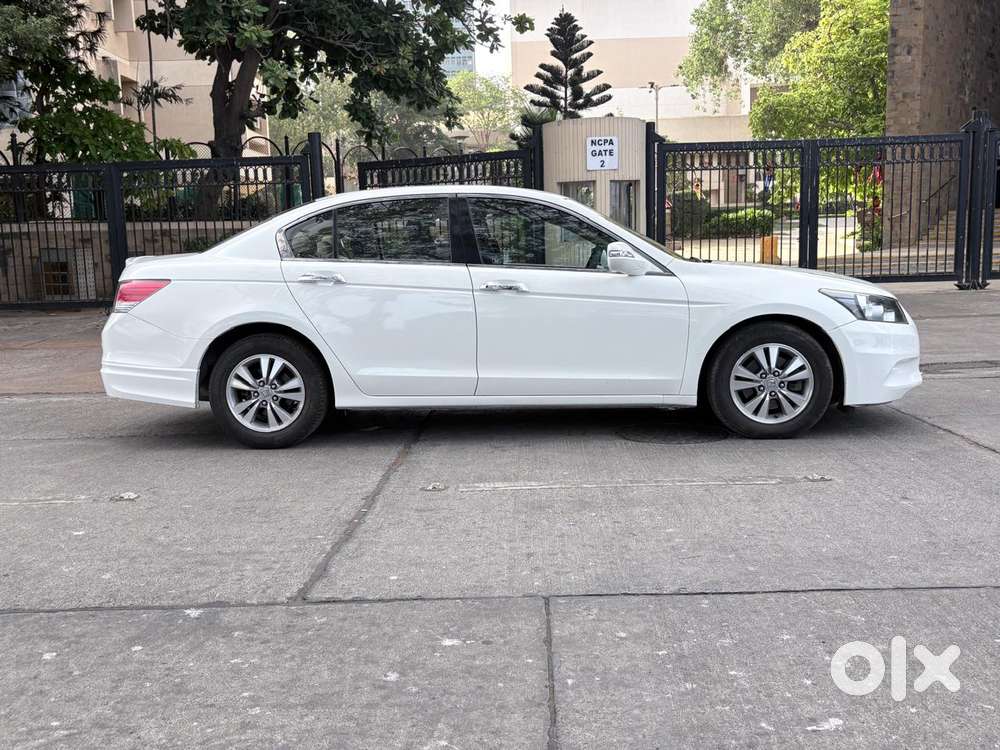 Honda Accord 2.4 Elegance Automatic, 2013, Petrol