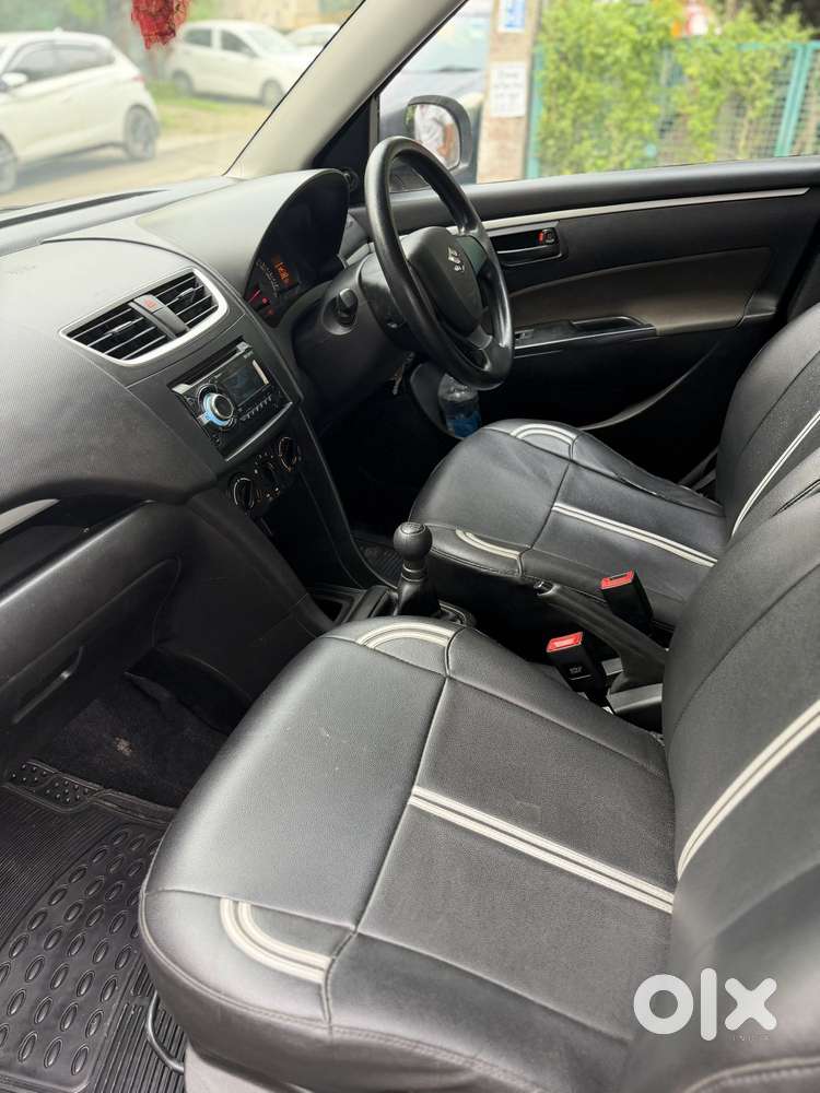 Maruti Suzuki Swift Lxi Optional-o, 2017, Petrol