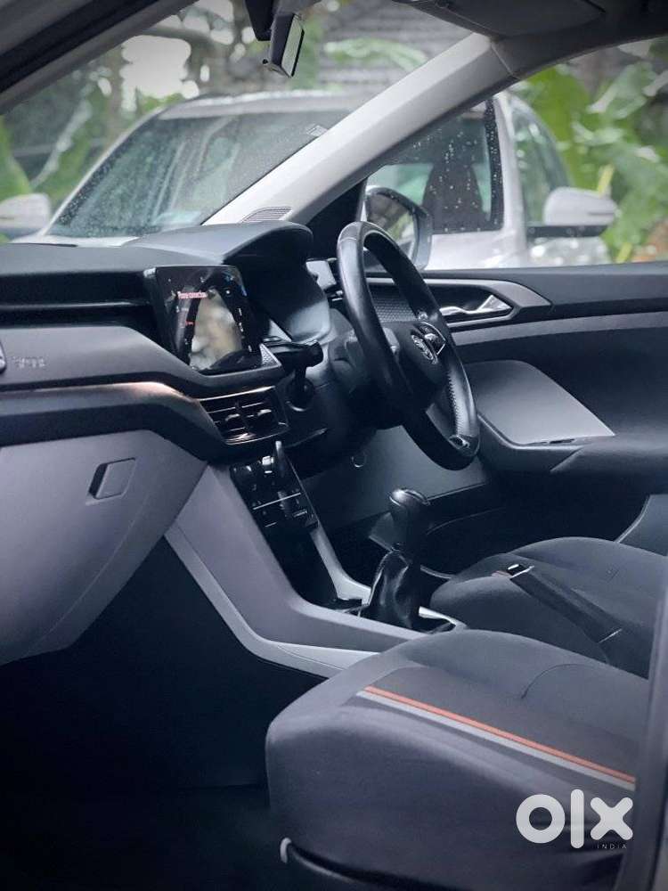 Skoda Kushaq 1.0 Tsi Ambition, 2021, Petrol