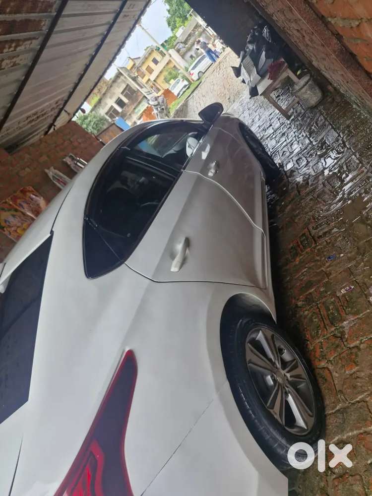 Hyundai Fluidic Verna 2018